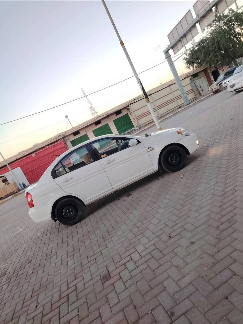 السلام عليكم اعتذر عن الوعده والاقساط والمراوس للبيع فقط اكسنت دبدووب 2011 كركوك مشروع وطني سنويه 2028 تحويل مباشر كير محرك شرط بيها مكانات صبغ بدون دواخل بدون معجون بدون تبديل تبريد ثلج تدفئه نار كربائيات شغاله مابيها نقص السيارة مال بيت
السعر 79 او بيها مجال العنوان تكريت
رقم الهاتف ***********
