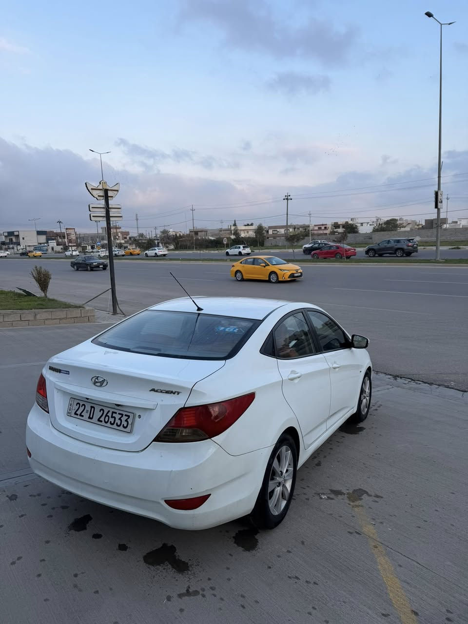 هونداي اكسنت ٢٠١٢
مواصفات ويل كب و شاشا ايباد و بلاجكتور و بلوتوث 

صنويه و رقم جديد 

 كوبون بنزين موجود

شرط تحويل و وكاله 

محرك و كير شرط برغي مامفتوح و شرط فحس

ماشيه ١٧٠ kmحقيقي

صونار موجود

قطعتين و شبر صبخ
بدون جكه دواخل 
مكان سياره كركوك 

سعر ٩١ بي مجال بسيط

***********

***********
