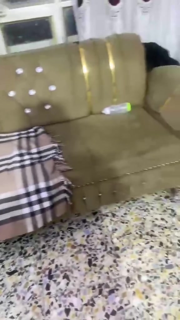 ديوان البيع 10 مقد سعرة 300 بيه مجال كنتور 250 بيه مجال


**إذا كنت صاحب هذا الإعلان وتريد حذفه لأي سبب، رجاءا أرسل رسالة إلى الدعم الفني**
