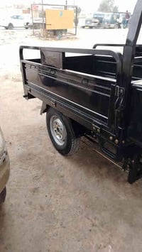 للبيع اوراق اصولي صالهه سبوع من طلعته من الوكيل بعدهي بدهن السحك سعر 2...