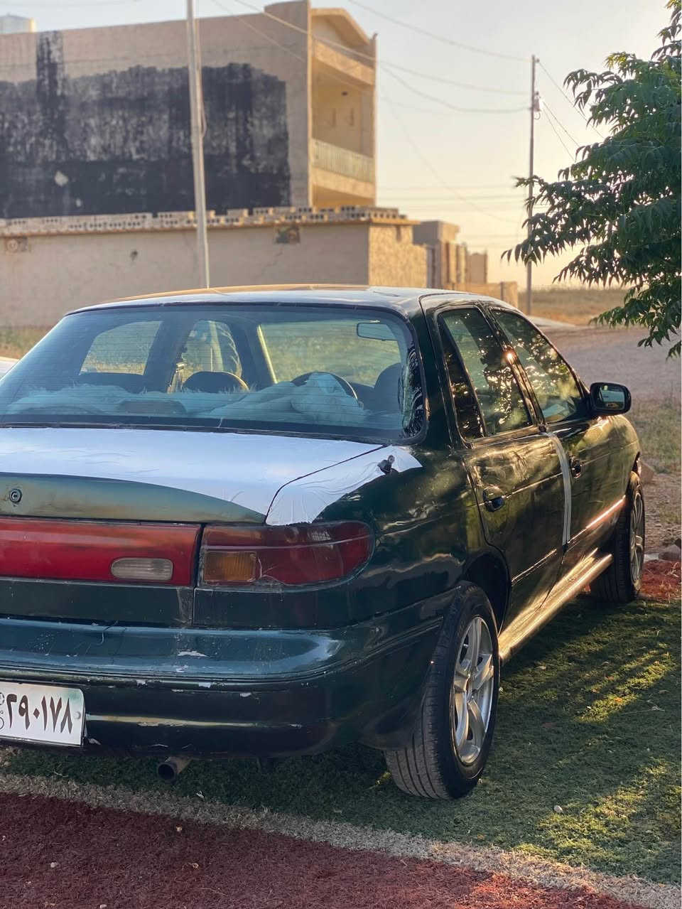 كيا سيڤيا ١٩٩٣ 
ئارم پلاستيك سليماني 
تةبريد سارد و گةرم 
مةكينة ٨ و بةخ 
گير عادي 
نمونة جوان
توند تؤلي بة شةرتي فةحس 
گير و مةكينةي ١٠٠ فيتةري پي بكة 
جوار تاية ويلي لؤك نوي لة ژيرة 
موس و براوة و ليدراويش بة شةرت 
خايسي نية بة شةرت 
ئارمي پلاستيكي سليمانية بة شةرتي ئةوليات و دايرةي مرور 
شوين كؤية 
نرخي ١٨ و مةجالي زور كةم 
***********
***********
تيبيني /تةبريتةكةي كؤمپليسةري پيوة نية شتةكاني تري مةزبوتة كويسينجاك, أربيل

