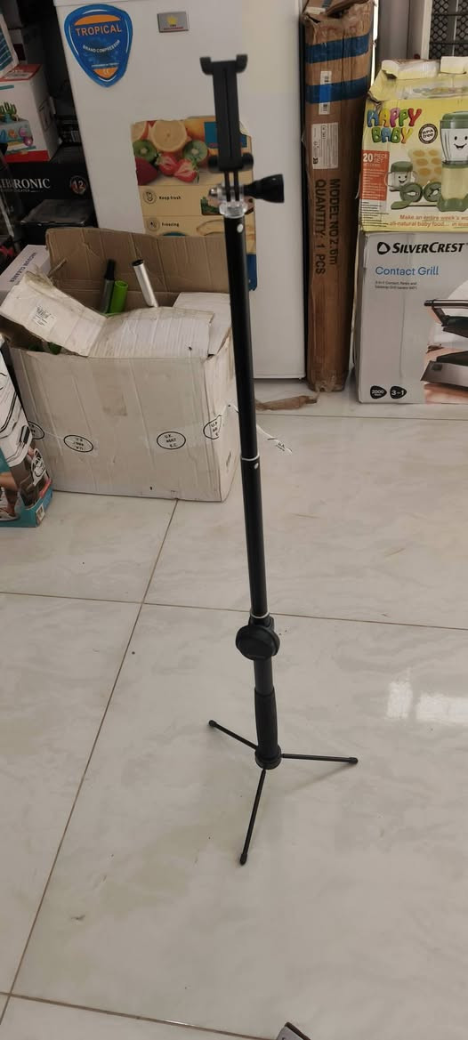 عصى سيلفي تعمل على البلوتوث وستان للبثوث كما موضح في الصوره


**إذا كنت صاحب هذا الإعلان وتريد حذفه لأي سبب، رجاءا أرسل رسالة إلى الدعم الفني**
