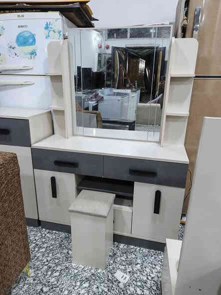 إسلام اعليكم غرفه تركيه ستعمال قليل في معرض ومزاد الأمير العنوان ام لعضام ***********
