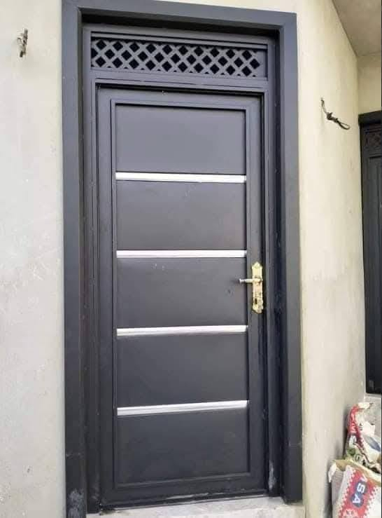 صبغ وتنظيف الشبابيك والابواب والجدران *********** للاتصال شغل درجه اولى بأسعار مناسبة #ميسان #العماره
