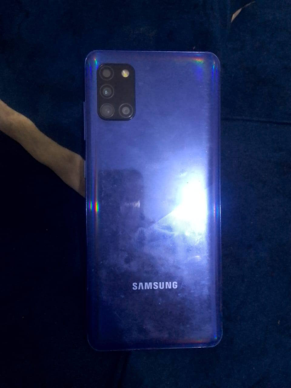 سلام عليكم ورحمة الله وبركاته مساء الخير من رخصه إدمان جهاز فول ١.١ A31 بلادي شاحنه وياه سعر ٩٠ بي مجال للشراء عادي مراوس عله دراجه شحن انطيك فرق


**إذا كنت صاحب هذا الإعلان وتريد حذفه لأي سبب، رجاءا أرسل رسالة إلى الدعم الفني**