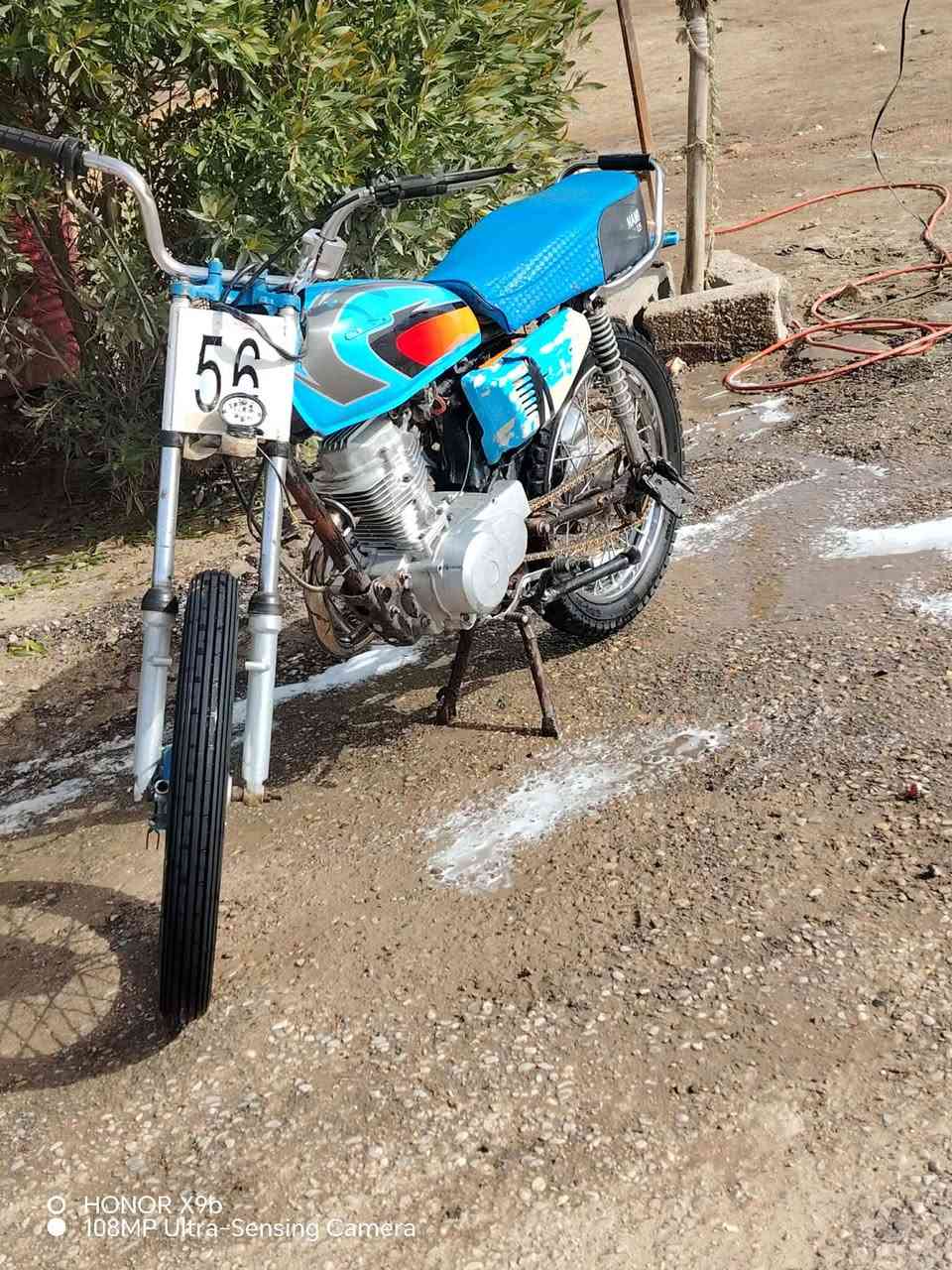 السلام عليكم 

دراجه تعمير للبيع او المراوس .. محرك رابيدو 2022 وشاصي تايگر 2019 (كلك ) ..

سعرها 350 مع المجال 

المراسله او الاتصال 
رقم صاحب الدراجه 
***********.
