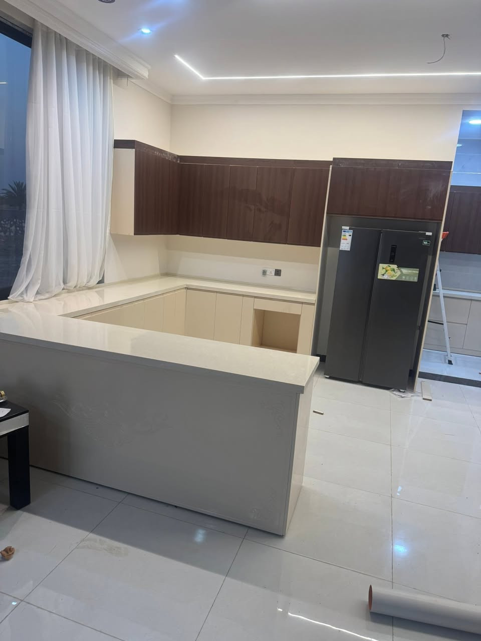 تم اناجاز مطبخ حار وبارد 
ملحق ارتفاعه 90
كوارتز طبيعي


**إذا كنت صاحب هذا الإعلان وتريد حذفه لأي سبب، رجاءا أرسل رسالة إلى الدعم الفني**
