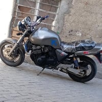 من رخصه الادمن سي بي فور ٤٠٠ جيل اول ١٦ ولف دراجه نكره ونضيفه شوفت عين...