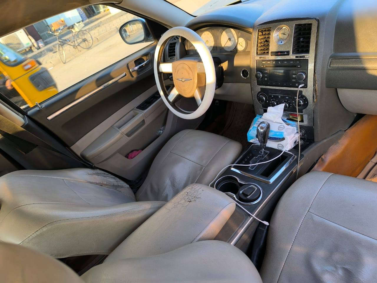 السلام عليكم اوباما 2010 اصل رقم بغداد جديد شرط التحويل تخم تاير حداديه امامي خلفي جديد داخل جلد سياره جاهزه ضرر جاملغ خلفي مكاني واسط السعر120 استفسار ***********
