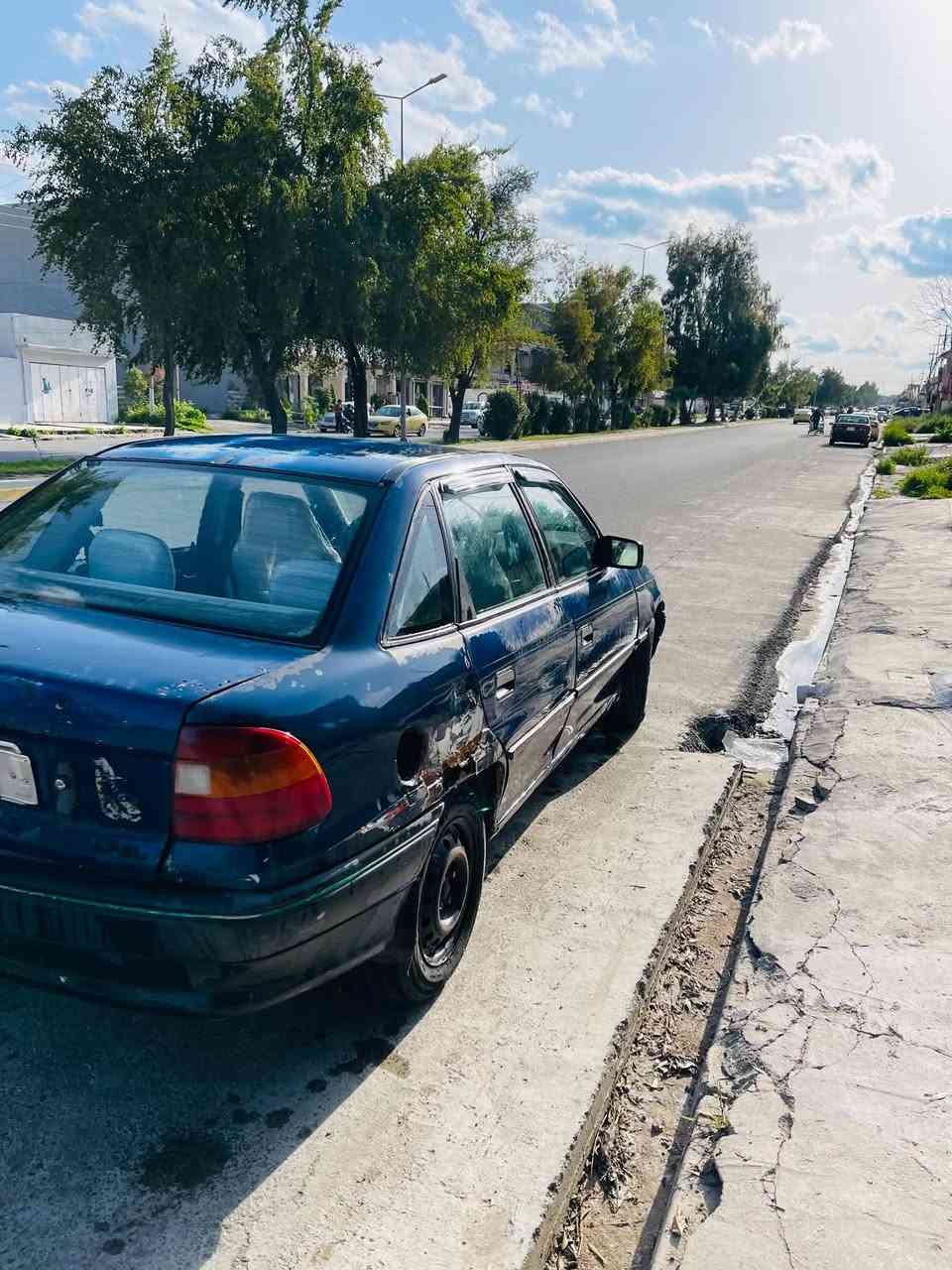سلام عليكم استرا  صندوك رقم اخضر شرط التحويل الشرعي بل موصل  مكينه بيها صرف سعر 32بيها مجال موديل٩٣ رقم ‏‪***********‬‏
