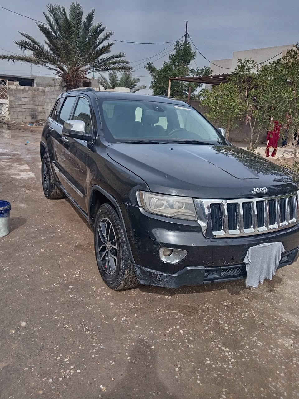 سلام عليكم جيب امريكي موديل 13رقم بغداد الماني بسمي تبريد شغال لون اسود السعر 150وبيه مجال مكاني بغداد الشرطه الخامسه ***********
