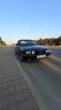 بي إم دبليو E34 • ١٩٩٢ • اوتوماتيك