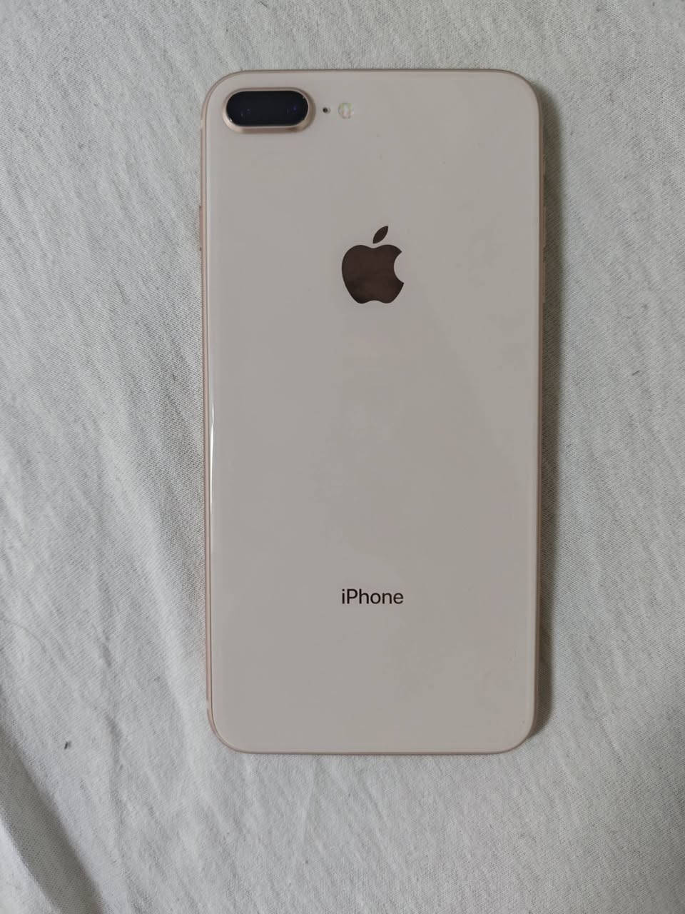 ايفون 8plus نضيف جدا كلشي ما مبدل بيه افحص وين ماتريد كارتون ملحقات ذاكره 256

الايفون شخط مابيه المشكله فقط بطاريه الجهاز يشحن بطيئ ويفقد شحن بسرعه لدرجه يطفى يرادله تبديل لان ما مبدله وبيه انتفاخ شوي من اول شراء الجهاز الشاشه اصليه هاي المفطوره لزكه الي فوك الشاشه سعره 150 بيه مجال  للتواصل *********** البصره الابله
