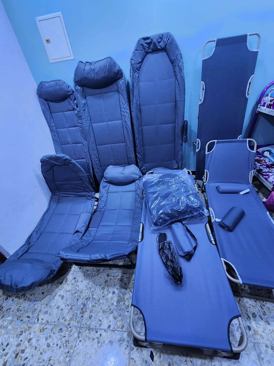 سلام عليكم اخوان سديات وجرابي كلمن وسعره رقمي ***********
