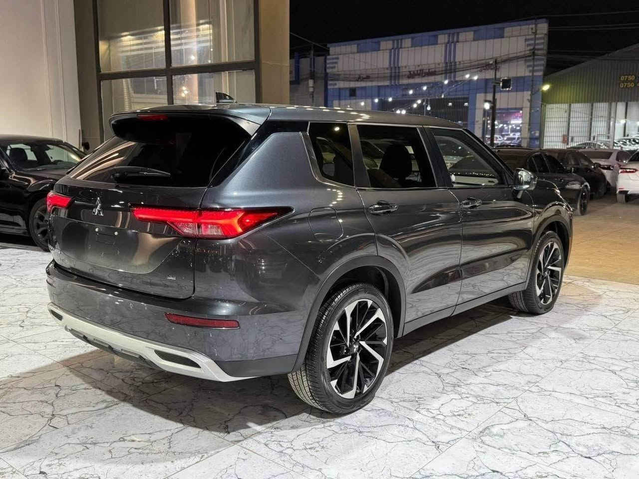 𝑴𝑰𝑻𝑺𝑼𝑩𝑰𝑺𝑰  𝑶𝑼𝑻𝑳𝑨𝑵𝑫𝑬𝑹  𝑺𝑬   ‏
موديل  2024
محرك 𝒄 𝒄 2,500 
مواصفات 
بصمة
٧ راكب
كشن جلد
كشن تدفئة
ابواب بصمة
ابواب بردة
نظام كاميرا ‏‎  °360 
لايتات ليد زينون
مرايا شفت كهربائي
حساس امامي و خلفي
شحن موبايل وايرليس
رادار امامي و خلفي و جانبي
بريك بصمة
صندوق شفت 
سيارة بابين صبغ  صبغ
𝑴𝒊𝒍𝒆𝒔مسافة 35,000
رقم شاصي

JA4J3VA85RZ085983

سيارة موجود اربيل

☎️ 

***********
***********

#𝑴𝑰𝑻𝑺𝑼𝑩𝑰𝑺𝑰 #𝑶𝑼𝑻𝑳𝑨𝑵𝑫𝑬𝑹 أربيل, العراق
