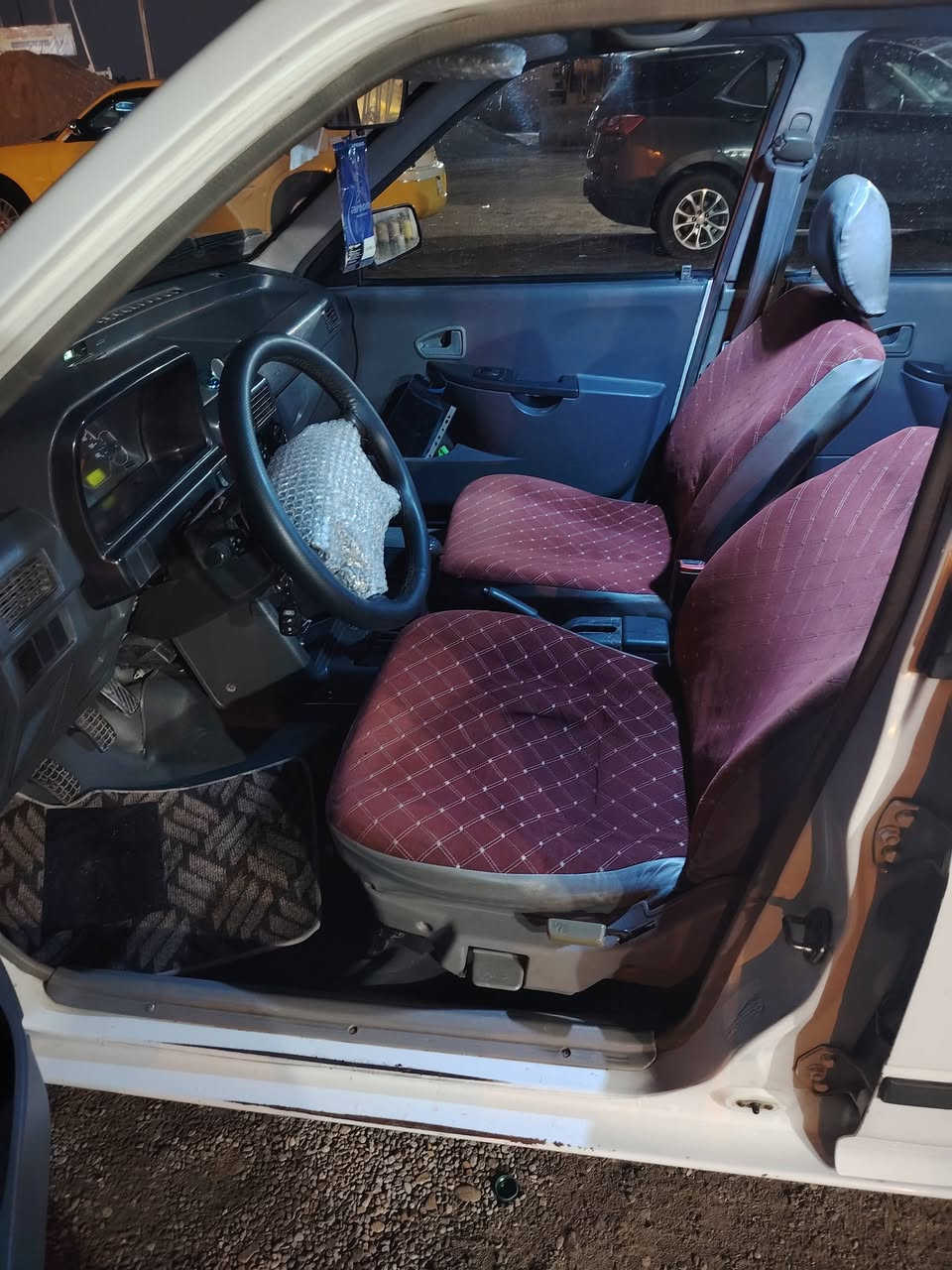 السلام عليكم شباب سايبا 2010 سياره جديده على وضع الشركه بها شاملغ مبدل بلاد اماميطالسياره رقم بغداد باسم الولد سياره جاهزه من كل شيء تخم تاير حداديه تدفئه تبريد سنويه لحد 2030 اي استفسار انتصار الرقم انا مكلف بالنشر رجاء رجاء  بالنشر سعر السياره 45 وبيها مجال سياره جديده بمعنى الكلمه ونظيفه وحلوه***********
