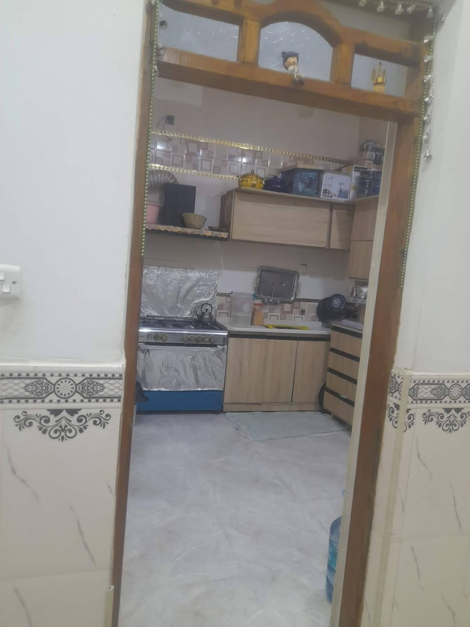 بيت للبيع ✍️ 

العنوان :تضحيه حي الكرامه

طابو صرف 

خلفي 100م

البيت طابقين طابوك وكونكريت
 
  الطابق الأول غرفه وستقبال ومطبخ وصاله وحمام ومنور وحمام خارجي  

الطابق الثاني اغرفتين نوم  وصاله وحمام 

مطلوب اسكان ٤٣ وبيدهم ٦٣وبي مجال

                  للستفسار:***********📞
                نستقبل كافة العروض العقارية ✍️
