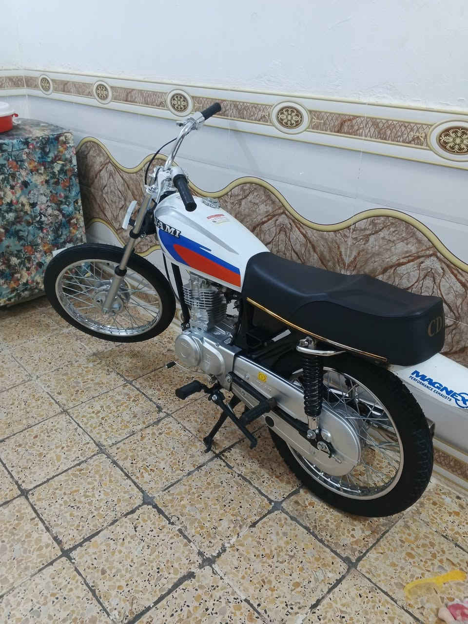 السلام عليكم دراجه ناعمه للبيع موديل 26 راح اخلي رقمي يريدها يخابرني جماعه المريضه طلعوا قبل كلك كلك ***********
