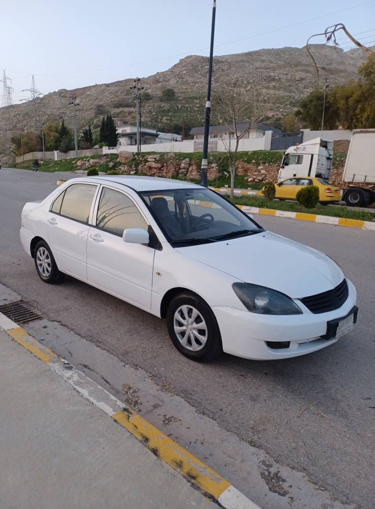 لانسەر مۆدیل ۲۰۱۱ مەکینە گەورە تۆماتیك دەبڵ گێڕ ڕەقەم بغداد سەنەوی پلاستیك بەشەرتی ئەوەلیاتو حاسیبە و بێ کێشە  چوارتایەی تازەی لەژێرایە گێڕو مەیکنە بەشەرتی فیتەر لۆك لۆکە تەبریت ساردو گەرم بەشەرت چوار جام کارەبایە هەموگیانی لەسەر دەقی شەریکە ماوەتەوە هیچ دەعمو لێدراوی پێوە نیە لەدەعمی بۆ دەعامی بەشەرت ئەی فرۆشم یەك دینار مەسروفی نیە ماڵی دۆستە نرخی ٥۳گەڵاو کەمێ مەجال ۰۷۷۰۱٤۲۷٦۲۰/۰۷٥۰۱۲۷۳۳۲۷ دار بنديهكان, السليمانية


**إذا كنت صاحب هذا الإعلان وتريد حذفه لأي سبب، رجاءا أرسل رسالة إلى الدعم الفني**