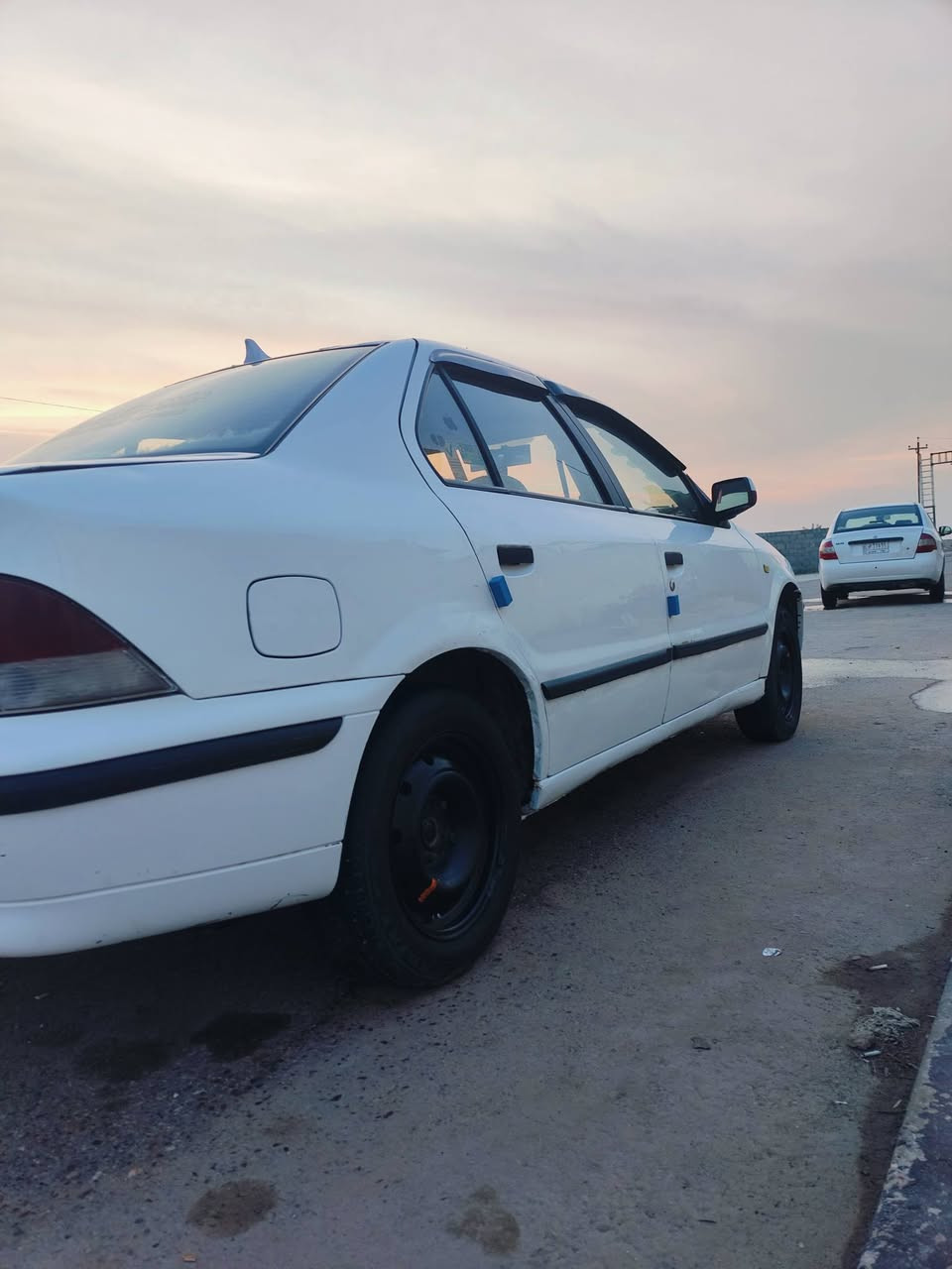 سمند للبيع 2011 محدثه بجم 2017
رقم بابل انكليزي سنويه لـ 28 ب اسمي مكاني نجف
كير ومكينه انطيك ضمان وشرط ترايك للبصره
البيبان سنتر لك ع ريمونت دوشمه جديده 
تخم تاير جديد كهربائيات كلها شغاله باتري جديد حداديه جديده ضابطها ب ايدي 
 شرط نكره سلف سستم سماعات
مبدل بيها چاملغ فقط بدون ضربه وبيها هلالات وباب الصدر بي شخطين مسويهن بيدي كلهن الباقي كفاله من كلشي السعر 44 بيها مجال بسيط
مامشتغله تكسي موظف اروح واجي بس تعبت من شوارع حي النداء ***********
