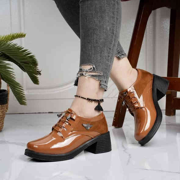 تابع الصفحه ليصلك كل جديد 🤗
حذاء فلوريتان نسائي بدون وزن 🎈
القياس 37_41 

تتوفر بـ الوان كما موضح بالصورة 
للحجز والاستفسار مراسلة الصفحة او عن طريق الواتساب ،تلگرام ( *********** ) 
يوجد توصيل  مجاني داخل عفك
❤️

بالامكان استرجاع القطعة بدون دفع التوصيل اذا كان يختلف عن الطلب المرسل او الصوره المحددة التوصيل لكافة محافظات العراق 

العنوان عفك / سوق الجمعه الاول 
#ماشا_للأحذيه_والحقائب
