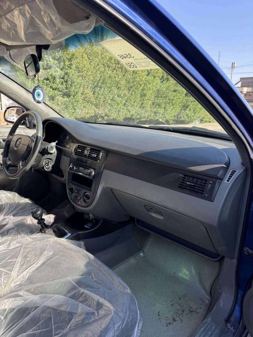 السلام عليكم
للبيع اوبترا 2005 كير عادي رقم بغداد ب اسمي 
بلاديه بدون صبغ بدون دواخل ولا ضربه بيه بارد جاملغ امامي  ودوسات معمره اثر خياس 
سياره كامله بدون اي نقص محرك كير كلج صدر تبريد كله جديد ادامه كامله فلاتر باتري 
مكاني بغداد الغزاليه 
السعر 65 وبيه مجال
***********
