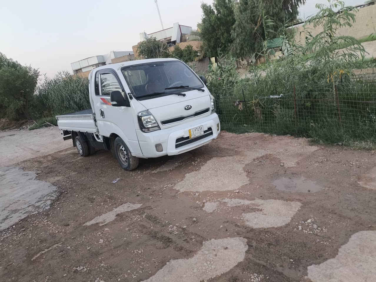 للبيع كيا مسكر اوتماتيك رقم بابل موديل 2019السياره بيها ظربه ومعمره مكينه وكير جدد مكانها حله قرب العلويه شريفه بنت الحسن السعر 120وبي مجال بسيط اتصل ***********
