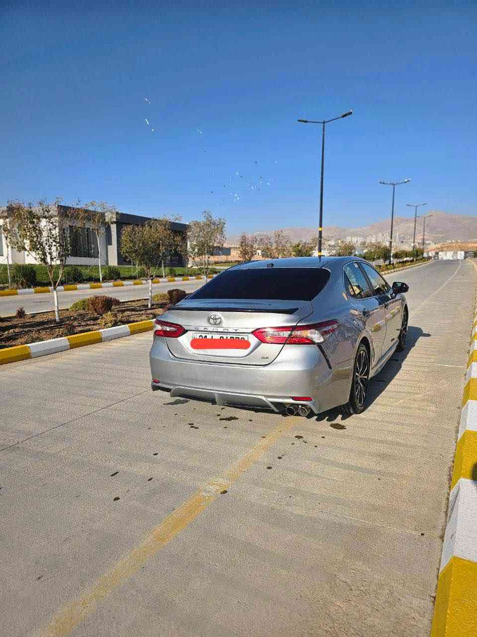 ســەرەتـــا بـــە نــاوی خــوا
 
کـــامـــری ٢٠١٨ se
شـــاشـــە گـــەورە
کـــامــێــرایـــە  
کـــوشـــن جـــڵــد 
گـــێـڕ ســەر ســوکــان
تــحــدیــد ســرعە 
ســـەنـــەوی تــازە بــەســەر چــوە 
ڕاداری پـــێــش
تــەحــکــومــات ســەر ســوکــان 
دوو پــارچــە بــۆیــاخ بــۆنـــیــدو چــەمــەڵــخــی لای ســایــەق
ســەیــارەکــە جــوان بـێ کـێـشـەیـەو مـاڵــــی دۆســتــە١٠٥ هــەزاری حــەقــیــقــی ڕۆشــتـوە  
بــێ نــاوگــرتــن تــەنــهــا ئــيـربــاگـی ســوکــانــی سـیــستــەمـــە 

(ژمارەی شەنسی (4T1B11HK9JU643163)
ـــــــــــــــــــــــــــــــ

*********** ڤایبەرو وەتساپیشی لەسەرە السليمانية, العراق
