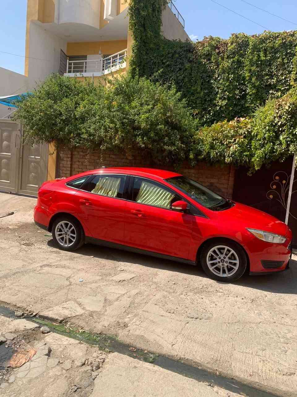 سلام عليكم 
فورد فوكس للبيع
موديل2017
محرك4 سلندر 20
مواصفات تثبيت سرعة تحكم استيرن
كامرة گير اوتو 4جام اوتو
سستم صوت synic
ضرر قطعتين بونيد وجامرلخ بدون دواخل بدون ايرباك
گير محرك بشرط تحويل بشرط 
بيها دفتر بنزين
سعر 88
مكان السيارة كركوك 
للاستفسار ***********
