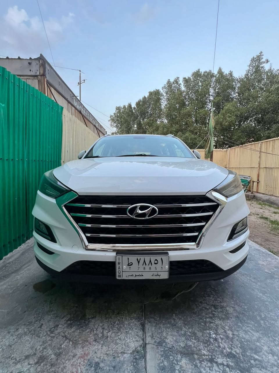 توسان 2019 خليجي مكفول ماشيه 90 السعر 190 اتصال *********** مكاني بغداد الجديده
