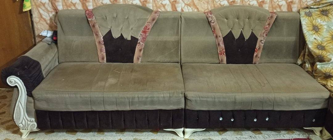 ديوان وماطور مبردة أخو الجديد ونص تخم رأسي قطعه ثلاثثيه وقطعتين نفر وتلفزيون Lg شغال وتلفزيون قديم ناشيونال النجف, العراق


**إذا كنت صاحب هذا الإعلان وتريد حذفه لأي سبب، رجاءا أرسل رسالة إلى الدعم الفني**