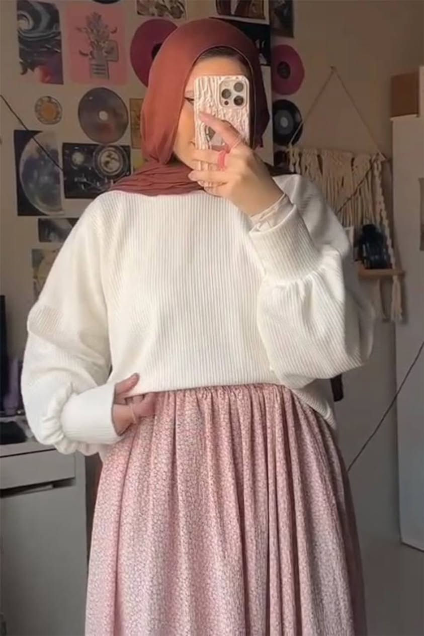 ❄️
استعدي للبرد بأجمل الموديلات اللي هتخلي ستايلك دافي وفخم في نفس الوقت! 💫

الوصف🫧 طقم جيبه اسكوب مشجر وبلوزه ريب 

الخامة🫧 اسكوب ف ريب مضلع 

المقاسات🫧من  50  لـ 85 

السعر🫧400

1301


**إذا كنت صاحب هذا الإعلان وتريد حذفه لأي سبب، رجاءا أرسل رسالة إلى الدعم الفني**