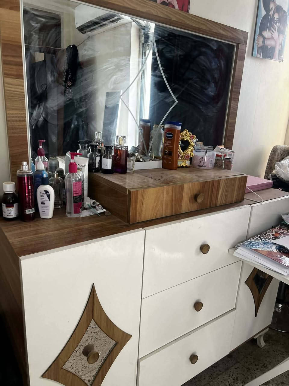 ب٧٠٠


**إذا كنت صاحب هذا الإعلان وتريد حذفه لأي سبب، رجاءا أرسل رسالة إلى الدعم الفني**