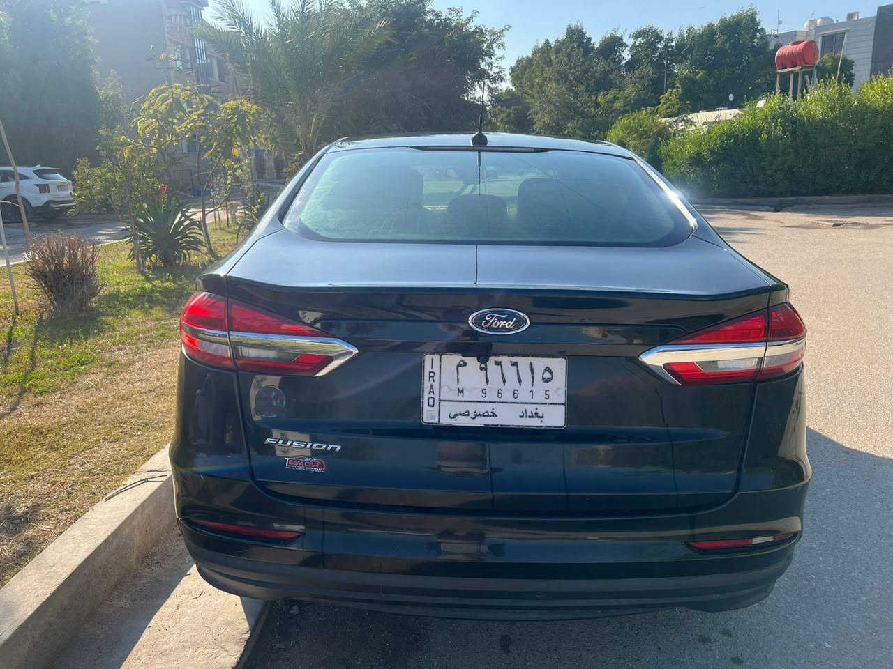 فورد فيوجن 2019 وارد امريكي ضررها كلش حلو بنيد فقط بدون اي دواخل... وهنا بالعراق صار بيها صبغ باب وجاملغ اثر شخط فقط...بدون معجون..بدون دواخل... السيارة بحالة ممتازة...كير ومحرك جيد جدا 2500 المرغوب
دوشمة وتخم تاير جديد وصدر امامي خلفي جديد وبالخير عالياخذها ..بيع او مراوس مكان السيارة بغداد حي القادسية السعر 105 قفل... قفل... رجاءا لان متوازي ابيع بهجي سعر...   وحلال المسلم غالي وتعبان بيه. 
الاتصال على الرقم ***********
