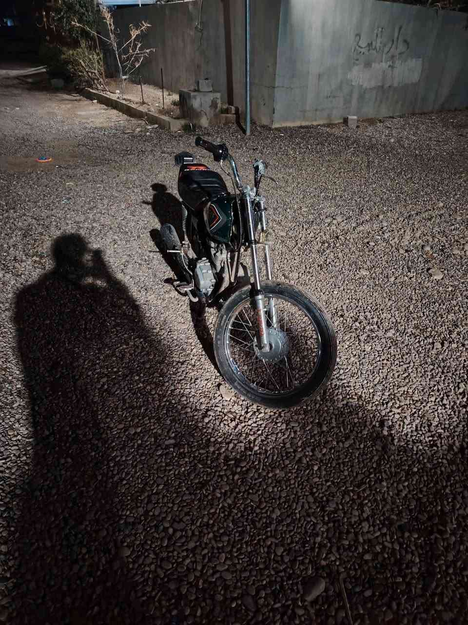 السلام عليكم دراجه للبيع امروس بيع اريده 300 وبي مجال اتصل ***********
