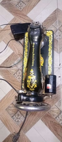 مكينة خياطة • شغالة