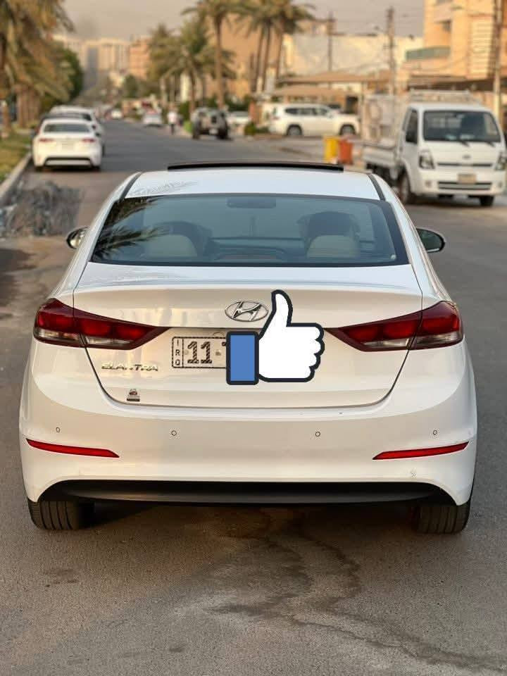 على بركة اللة 🌹
سلام عليكم حبايب قلبي ❤️
 النترا سوبر خليجي موديل /  2018 
🌺ELANTRA 🌹Super 🌺
لون ابيض / 🤍
رقم بغداد  دولي الجديد تحويل ثاني بأسمي 
فول مواصفات عده البصمة 

كشنات مخمل 
سلايد روف 
لد نهاري 
ويل كب عدد / 5 سبيره منازل بعده 
كروز سرعه 
قطعتين تبريد امامي وخلفي 
كامره خلفيه دواره + كامره اماميه 
تحكم ستيرن جهتين 
مدخل (USB / AUX)
اشاير بالمري 
مري قابله للطي اوتو و شفط AUTO
الاوامر الصوتية انفنتي 
شاشة حجم كبير 
يدات ابواب المنيوم 
دسك عدد / 4 
محرك 2000 دوش سوبر خليجي 
حساس خلفي بلادي + حساس امامي بلادي 
3 انظمه قياده
( نورمال / ايكو / سبورت )
ماشيه ( 123  ) الف حقيقي اصل وعلى فحص 
تخم تاير جديد كوري 
كير محرك تبريد صدر حداديه كفاله عامه جديده جداً  مكفوله من جميع النواحي مابيه نقص ابد  و على الفحص 
مكفوله كفاله فقط بيهه بارد البنيد ومسحوب كارت مامبين حتى دعاميات كفاله عامه السياره من جميع النواحي ؟ 
مكان السياره  الرميثه معرض إبداع الوعلان على الشارع العام ***********
