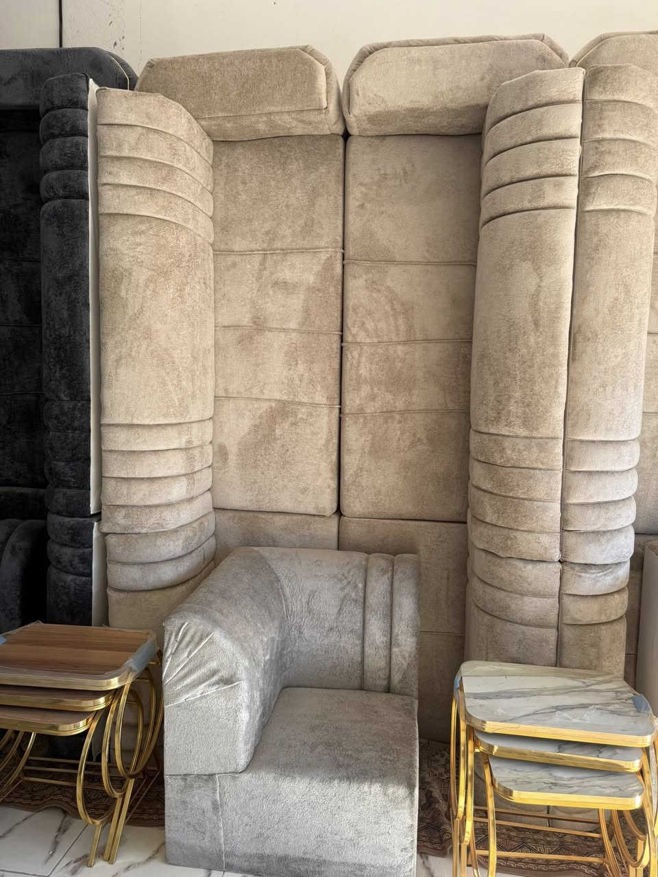 اللهم صل على محمد وال محمد
يرحب بكم مجمع محسن الشمري بكافة انواع اثاث مواد منزلية 
متوفر ديوان قماش خاولي 10 مقاعد 
متوفر تخم قماش خاولي 10 مقاعد 
متوفر سناكي متر 30 ومتر 50 
متوفر كاونتر 2 متر 3 قطع 
متوفر كاونتر 2/50 3 قطع 
اسعار مناسب جداا متوفر كلشي وكلاشي 
العنوان قضاء عفك قرب الجسر حمام مقابل سيد حسن ياسري 
***********
