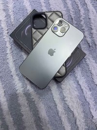 آيفون ١٢ برو ماكس • ٢٥٦ • بطارية ٨٥