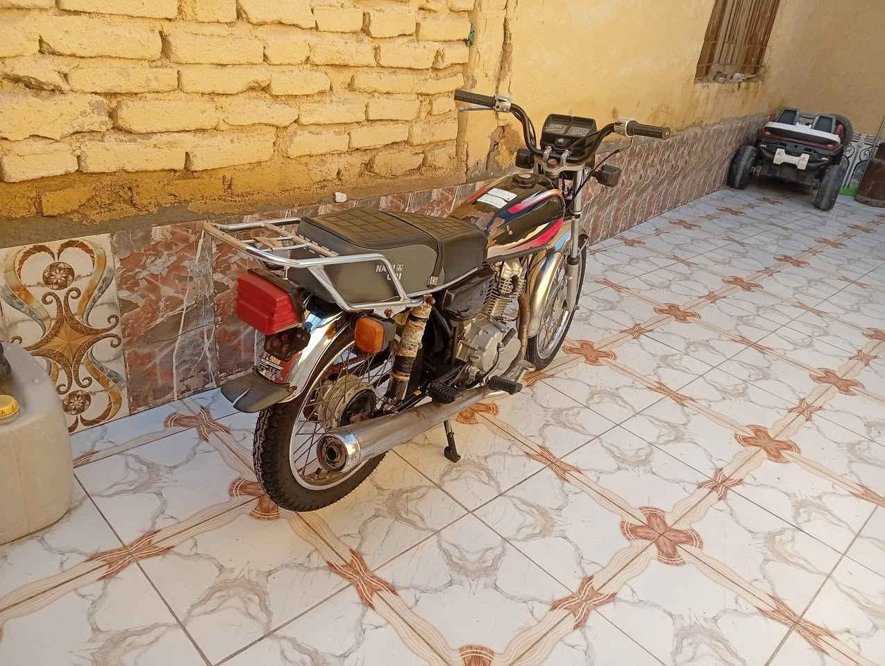 ارشا موديل 21اوراق كامله سعر 550وبيه مجال مكاني سوق الشيوخ كرمه بني سعيد ***********
