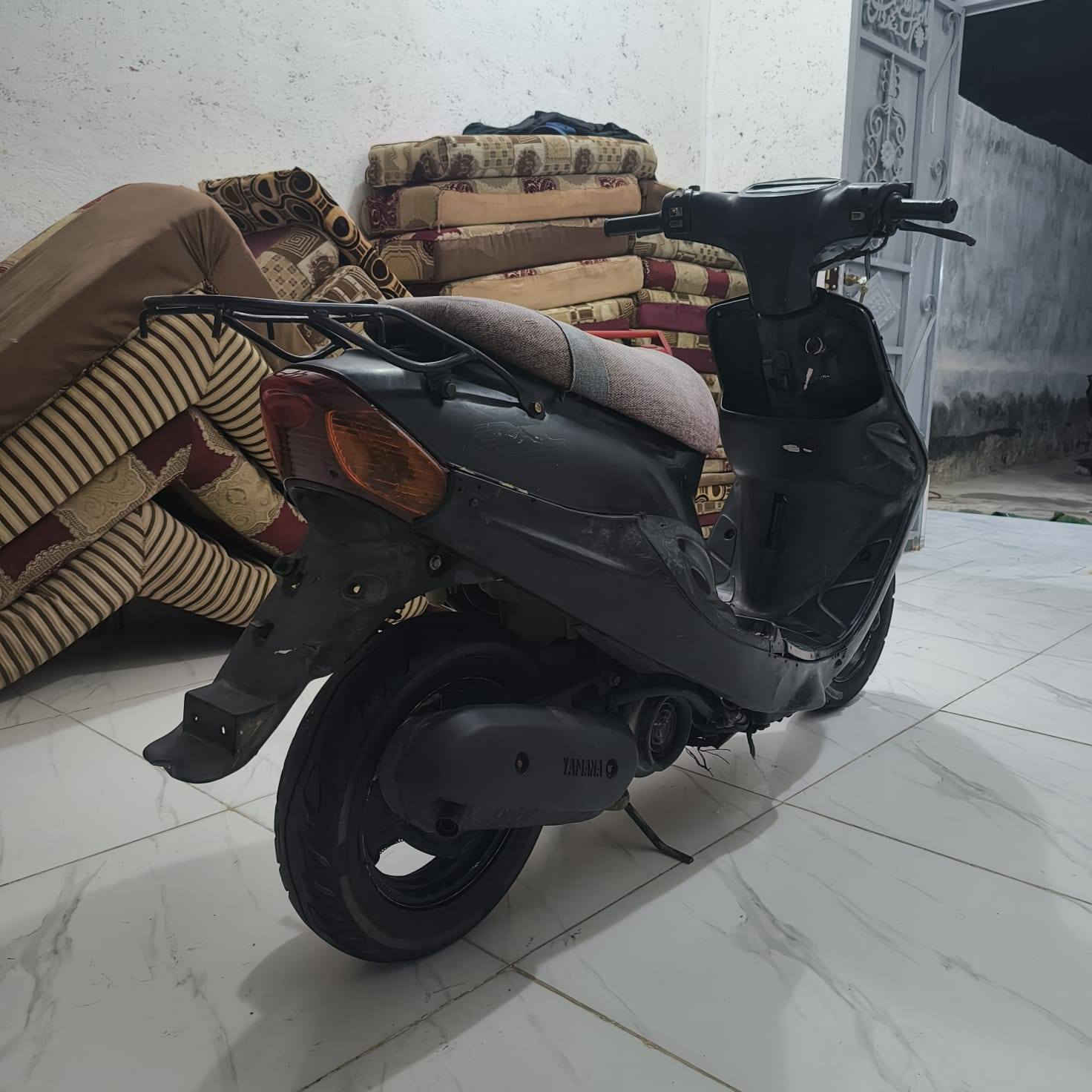 سلام عليكم شباب دراجه بيجي نضافه كدام عينك مكينتهه حلوه مشي خير من الله كهربائيات شغاله بس السلف يرادله فيشه مفتوحه سعر225بيهه مجال 🏴


**إذا كنت صاحب هذا الإعلان وتريد حذفه لأي سبب، رجاءا أرسل رسالة إلى الدعم الفني**