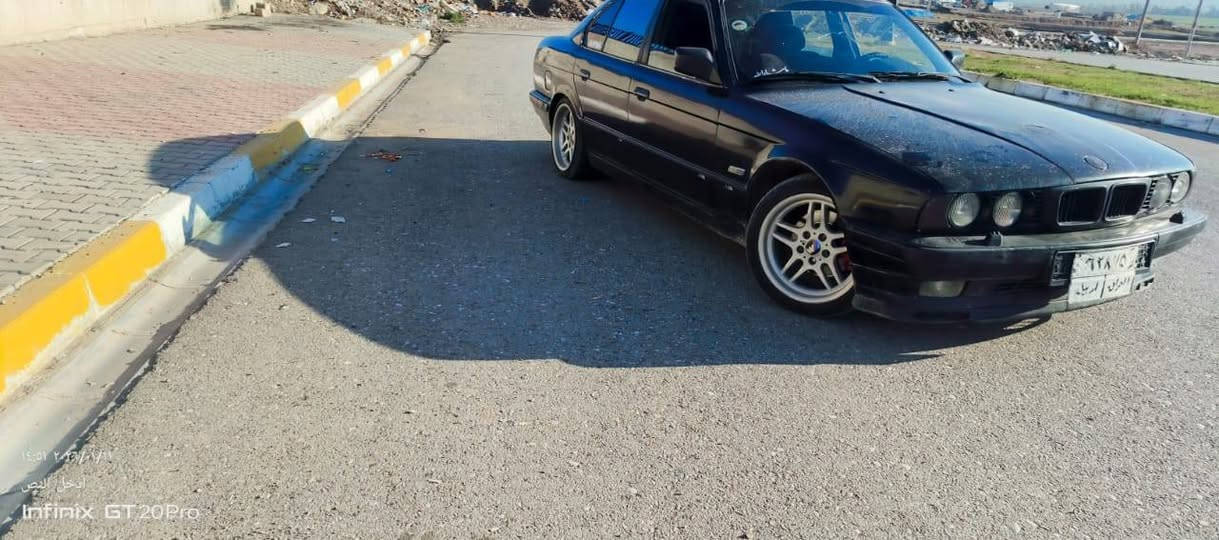 1991
سلاید 
جام کاربای
سیارە بە ئەولیات
ئەفرۆشم 
36مجال
***********
*********** كركوك, العراق
