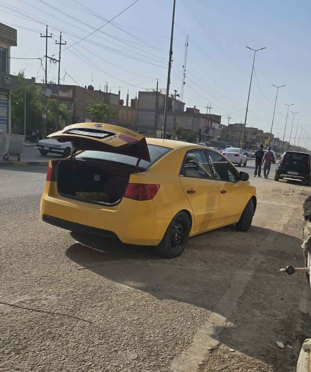 سيراتو(فورتي) موديل 13 وارد امريكي بنيد مبدل مكين٢٠٠٠ دوش جديده اصل ماروني. رقم بصره بأسمي سنويه لل٣٠ مصفره خط بحث هيئه غرامات. تبريد منظومه كامله شاد جديده ثلج. بيها طخات بسيطه.
السعر٨٥ بيها مجال قليل. او مراوس بخصوصي. 
***********
