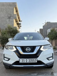 نيسان روج موديل 2018 (كلين بدون حادث اوصبغ) عداد المسافه 112 الف ميل س...