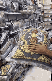 وجوه مخاد بألوان و اشكال مختلفه وجميله وأسعار مناسبه وكميات محدوده للت...