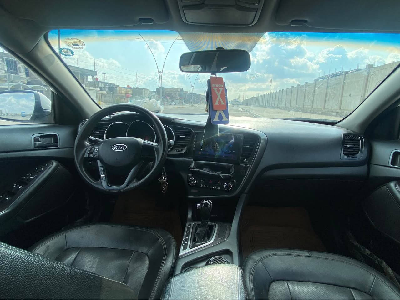 يا الله السلام عليكم كيه اوبتيما وارد كوري كفاله السياره لا تبديل ولا صبغ گير محرك تبريد حداديه تخم تاير كهربائيات كلشي شغال وجديد السنويه ما منتهيه لغاية 28 السياره ايبل واحد مال بيت ما متعوبه لايت زنون مري شفط تحكم ستيرن سعرها 113 وبيها مجال قليل مكاني البصره الرقم *********** البصرة, العراق
