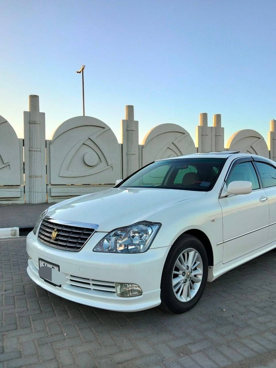 للبيع الفخامه اليابانيه تويوتا كراون شاهينه🇯🇵🧿 موديل 2007 اصل دخول جديد وتسجيل جديد مزاد دوله اصوليه💯 شرط التحويل رقم بصره أنكليزي السياره جديده بمعنه الكلمه 💯 كفاله عامه من الدعاميه لدعاميه من جميع النواحي من صبغ عراق ويابان وفتح وكص ونقل وضربه ودحجه وزلغ وشخط 
مواصفات السياره 
كريستال أصل
فتحه قماره
شاصي 182
بصمه رصاصيه
 ٣دكم بلاد
محرك 3000 .. 6 اسلندر V6
تبريد قطعتين
6بصمات
مري شفط
اشارة ترحيب عند الاقتراب
كير 6 نمر
 مثبت سرعه 
 داخل رصاصي جديد + صاج
 كشنات كهربائيه
شاشه 
كامره خلفيه ابلاد
برده خلفيه ابلاد 
لحيه اماميه وخلفيه ابلاد 
علايم ذهبيه ابلاد
 مكاني بصره مامتوفر ع النت للاستفسار ***********
