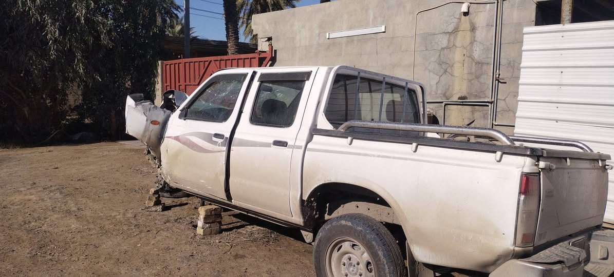 السلام عليكم
نيسان 2012 للبيع تعرضة إلى حادث سنويه لل29 يله تسقط 
رجاء" إلي مو شراي لا يتصل 
***********
