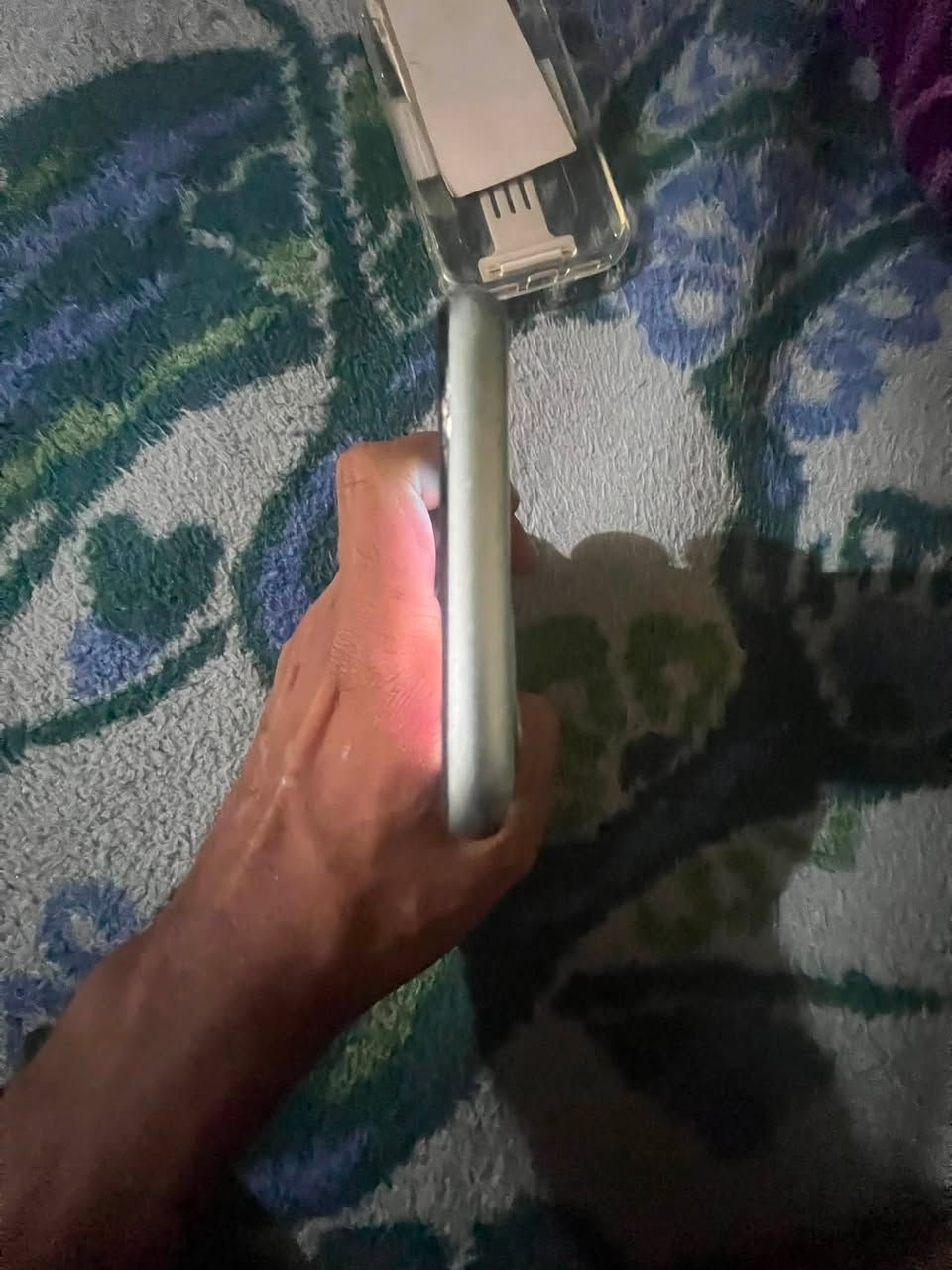 السلام عليكم ١١ عادي ١٢٨ بطاريه شاشه بيهه هذا سواد كدام عينكم مصوره جهاز كلشي ماميدل بي جهاز مجرد مبدل اله حايكه مال سبيكر جهاز كله شغال فيس ايدي صوته لمسه كامراته كله شغال نت فول مكاني بغداد سعره ٢٠٠ وبي مجال الشراي هسه ديعرضون مبدلات شاشه وفيي ايدي واكف وبطاريه وضهر ٢٥٠ واكثر اني جهازي سعره ٢٠٠وبي مجال بسيط رقمي واتساب فقط***********
