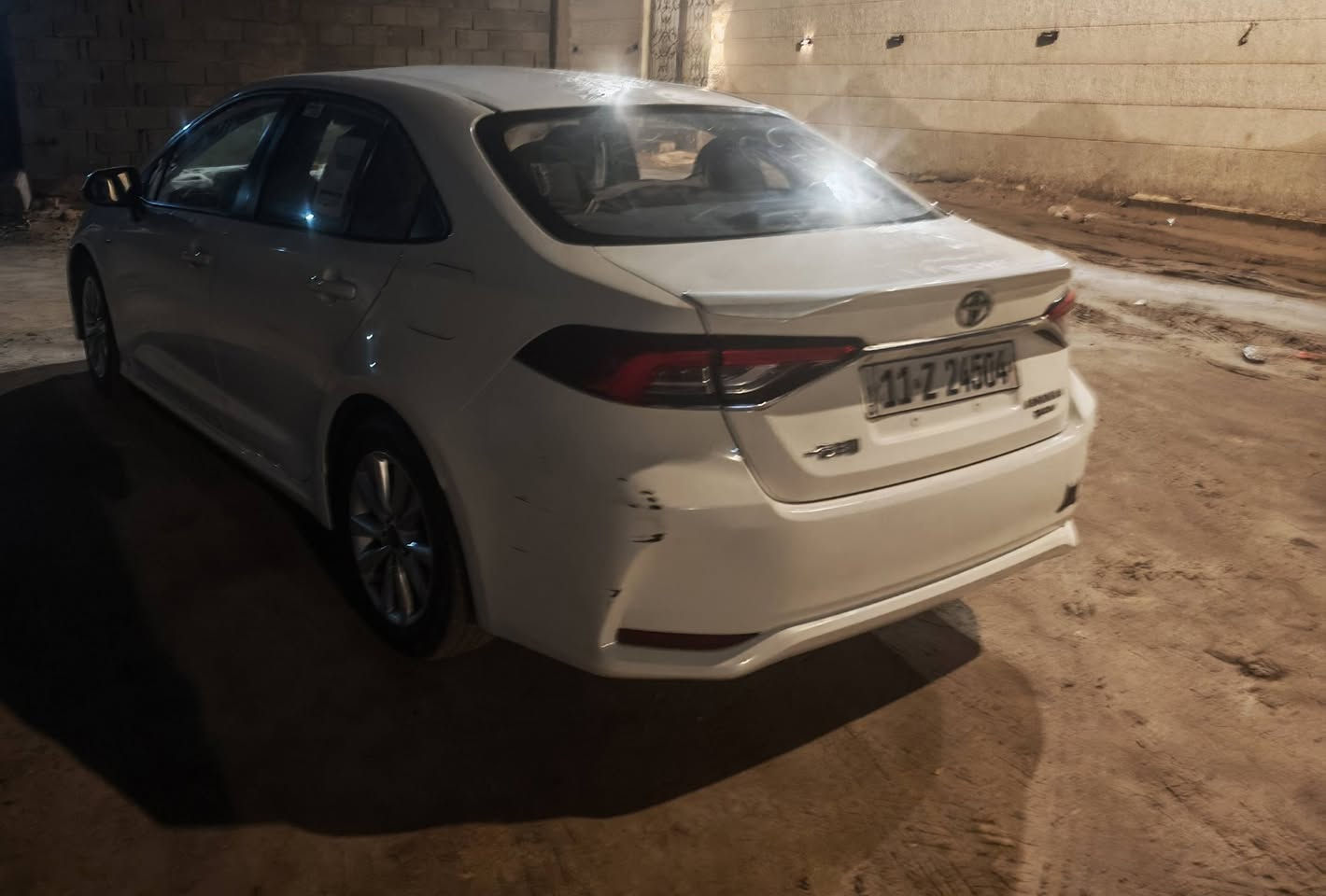 السلام عليكم,,, هايبرد 2024 ماشيه 28 الف باسمي بيها حالوب بلقماره سعرها 140 مكاني بصره ابي الخصيب ***********
